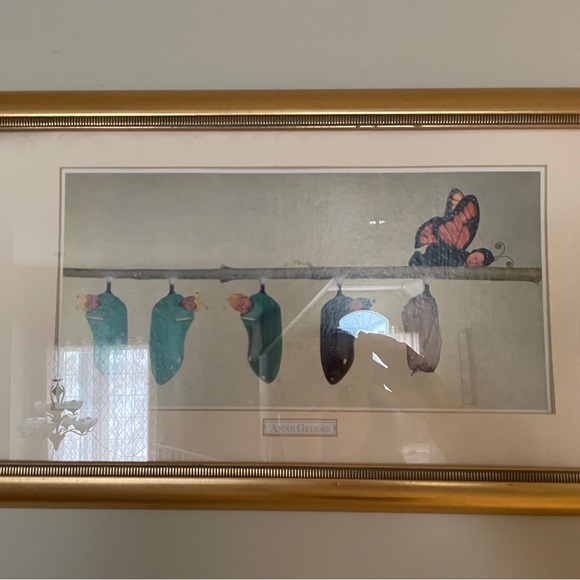 Anne Geddes Art With Gold Frame Made in Canada - Picture 4 of 6